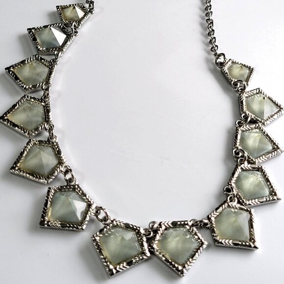 Statement Necklace Sea Green Geometric Silver Tone Chain 17” NWOT - Picture 2 of 2